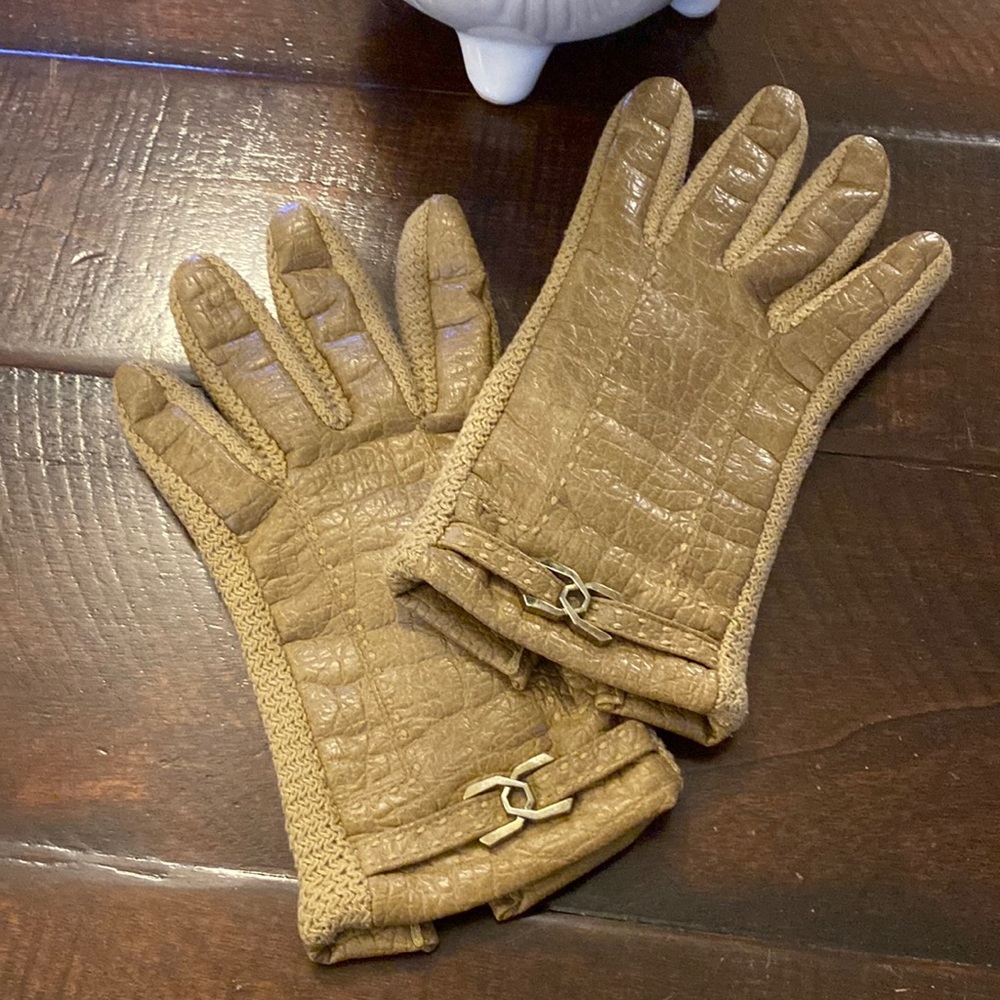 Aris Ladies Gloves